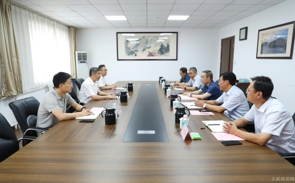 胡民安调研辖区重点企业