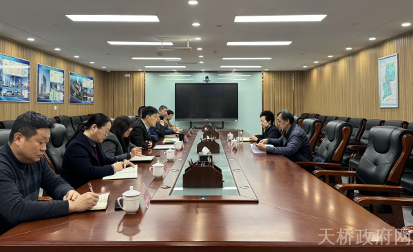 区政协主席王玉洁到官扎营街道调研