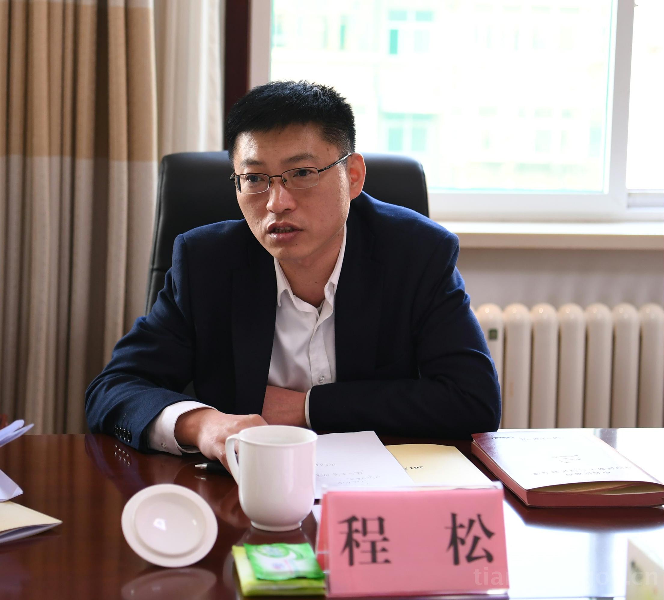 区委常委,办公室主任程松安排部署下一步工作
